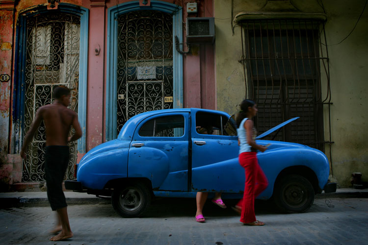 Car Trouble #4 : Havana : Cuba