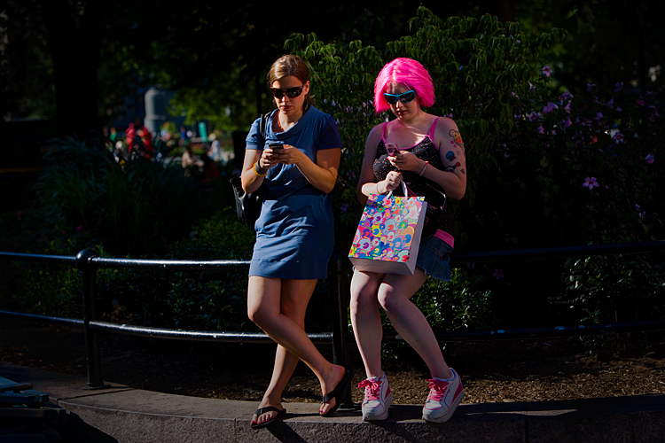 Texting Girls : Union Square : NYC
