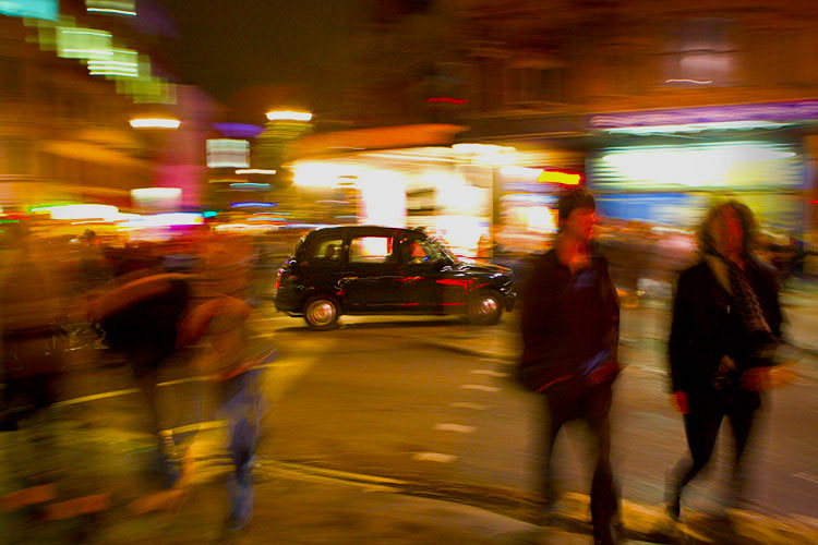 Brits Like a Drink - London Cab Friday Night : Shaftesbury Avenue : London