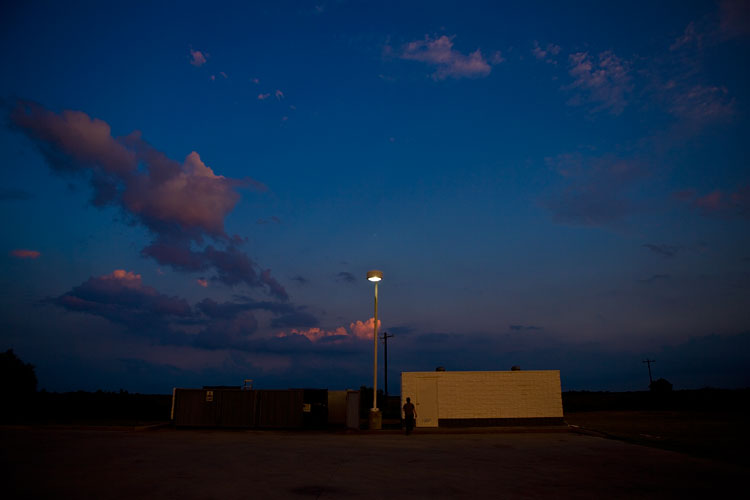 The Gas Station and the Sky 2 : Highway 59 : Texas