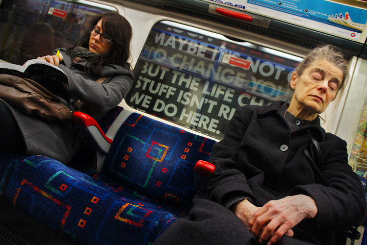 Tube Sleeper : Piccadilly Line to Heathrow : London