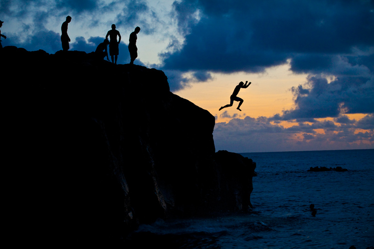Sunset Jumpers : Waimea Bay Oahu : Hawaii