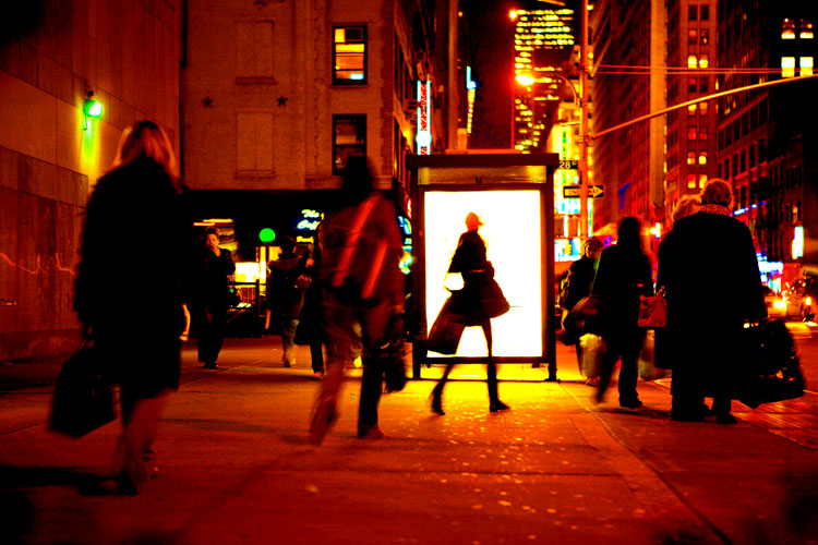 Skinny Girl in the Big City : 7th Av & 28th : NYC