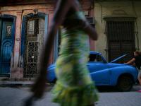 The Beauty  and the Broken down Car : Havana : Cuba