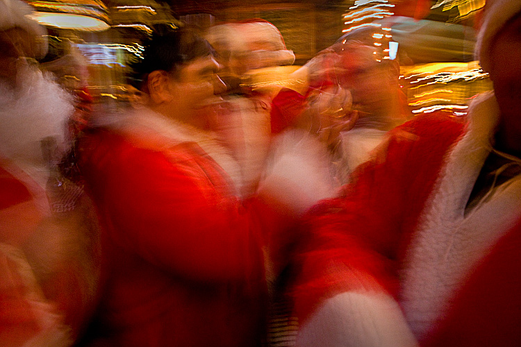 Crazed Blur Santas Pub Crawl : Santacon East Village : New York City