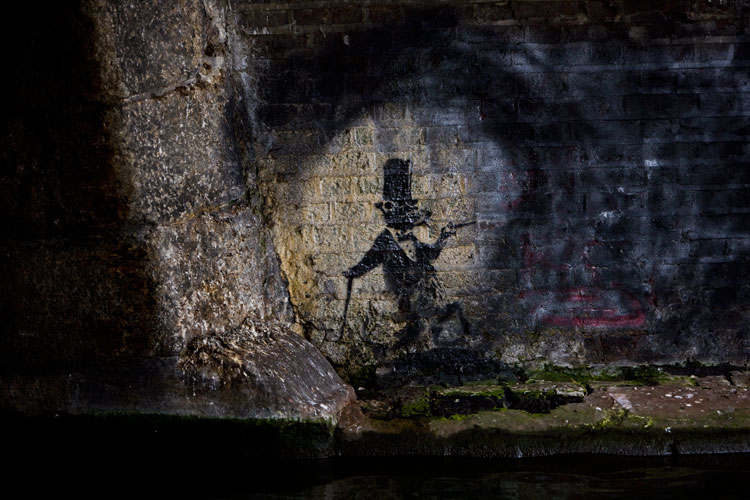 Banksy Rat : Regents Canal : London