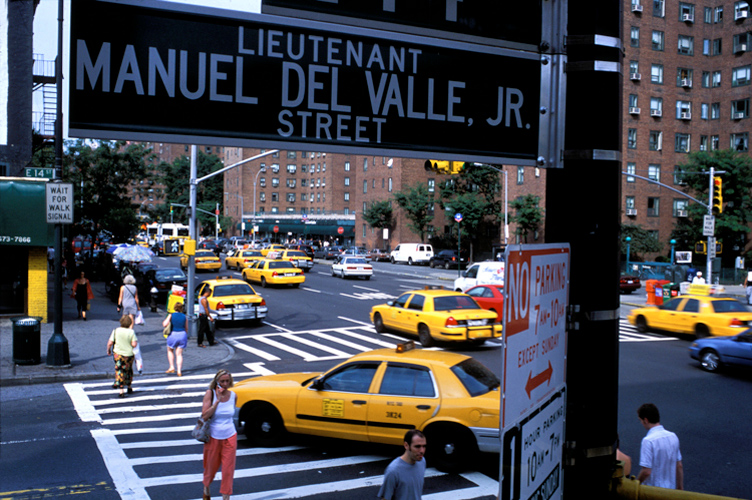 Signs Of Life 9-11 : Streets renamed to honor heroes : Police Lieutenant Manuel Del Valle, Jr St : NYC